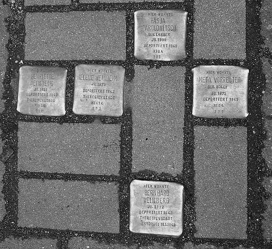 Gedenkkultur (Stolperstein 1)